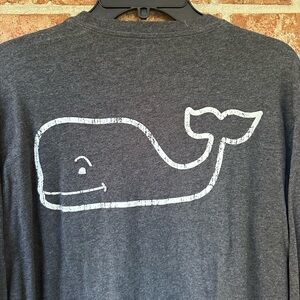 Men’s Vineyard Vines gray distressed whale long sleeve frocket t-shirt size M